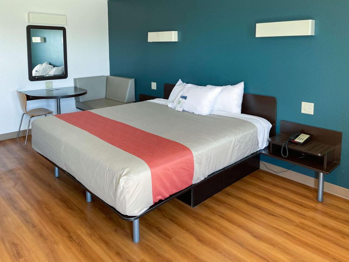 Motel 6 Cameron Mo Luaran gambar